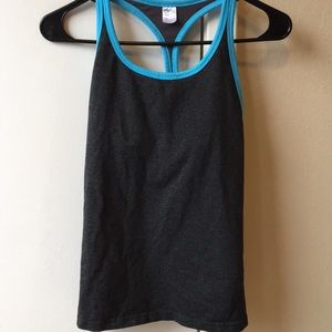 GapFit activewear yoga running tank top